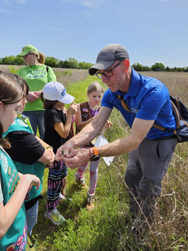 Girl Scouts learn about Blackland Prairie Ecosystem
