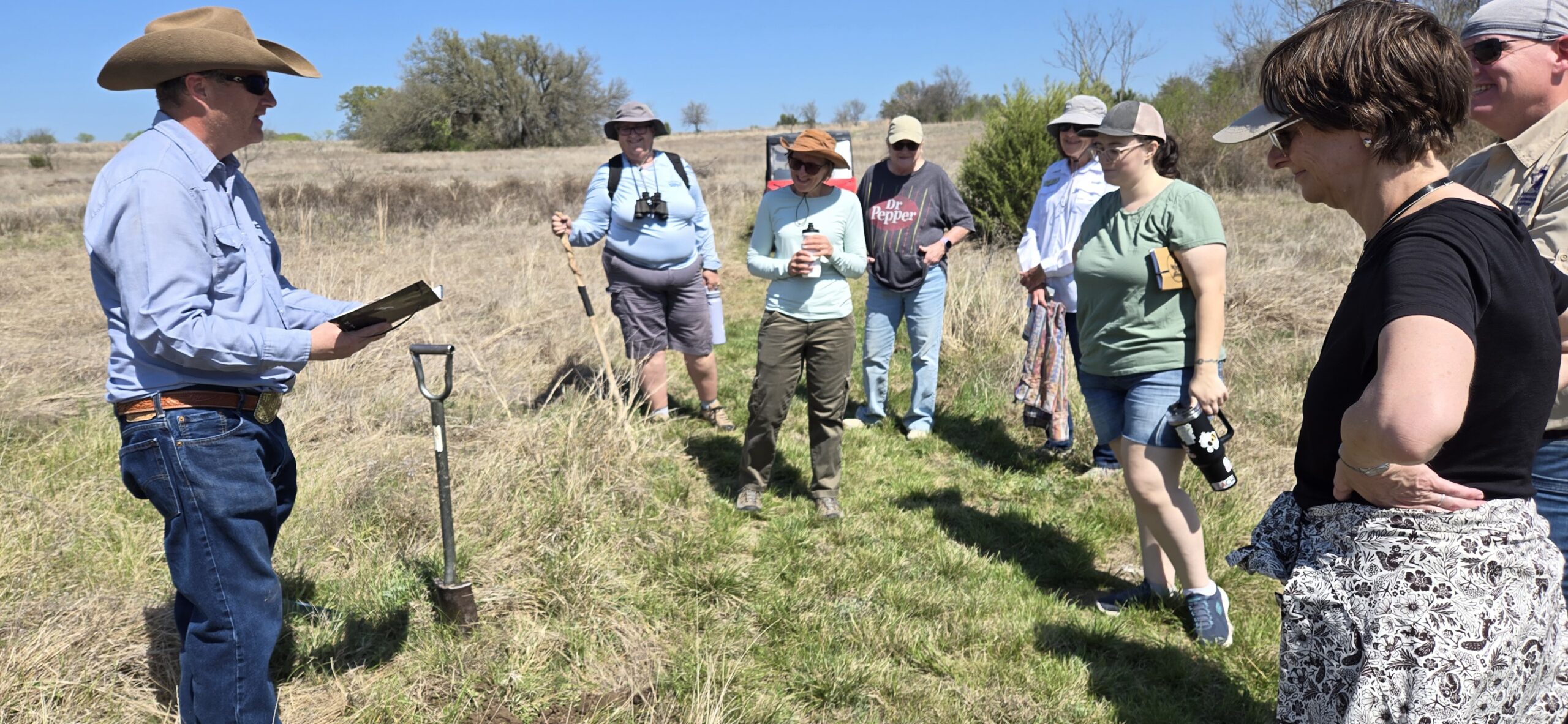Prairie Oaks volunteers